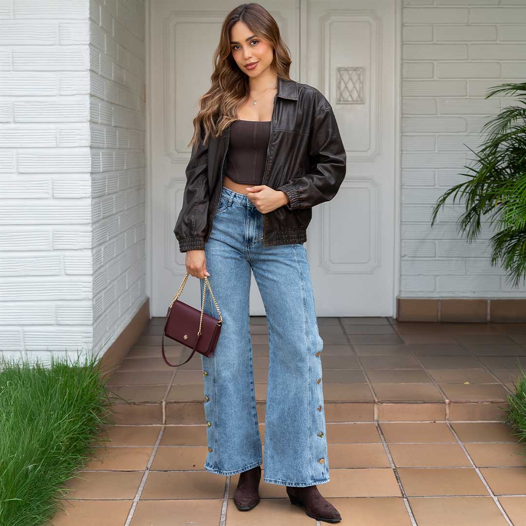 JEANS MUJER MOM FLARE RIGIDO TIRO ALTO 9300
