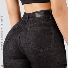 Cargar imagen en el visor de la galería, JEANS MUJER SKINNY TIRO ALTO 9160
