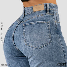 Cargar imagen en el visor de la galería, JEANS MUJER MOM FIT TIRO ALTO 9238
