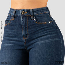 Cargar imagen en el visor de la galería, JEANS MUJER MOM FIT TIRO ALTO 9247
