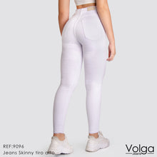 Cargar imagen en el visor de la galería, JEANS MUJER SKINNY BLANCO TIRO ALTO 9096
